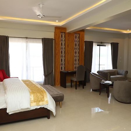 Swat Palace Hotel By Northin Mam Derai ห้อง รูปภาพ