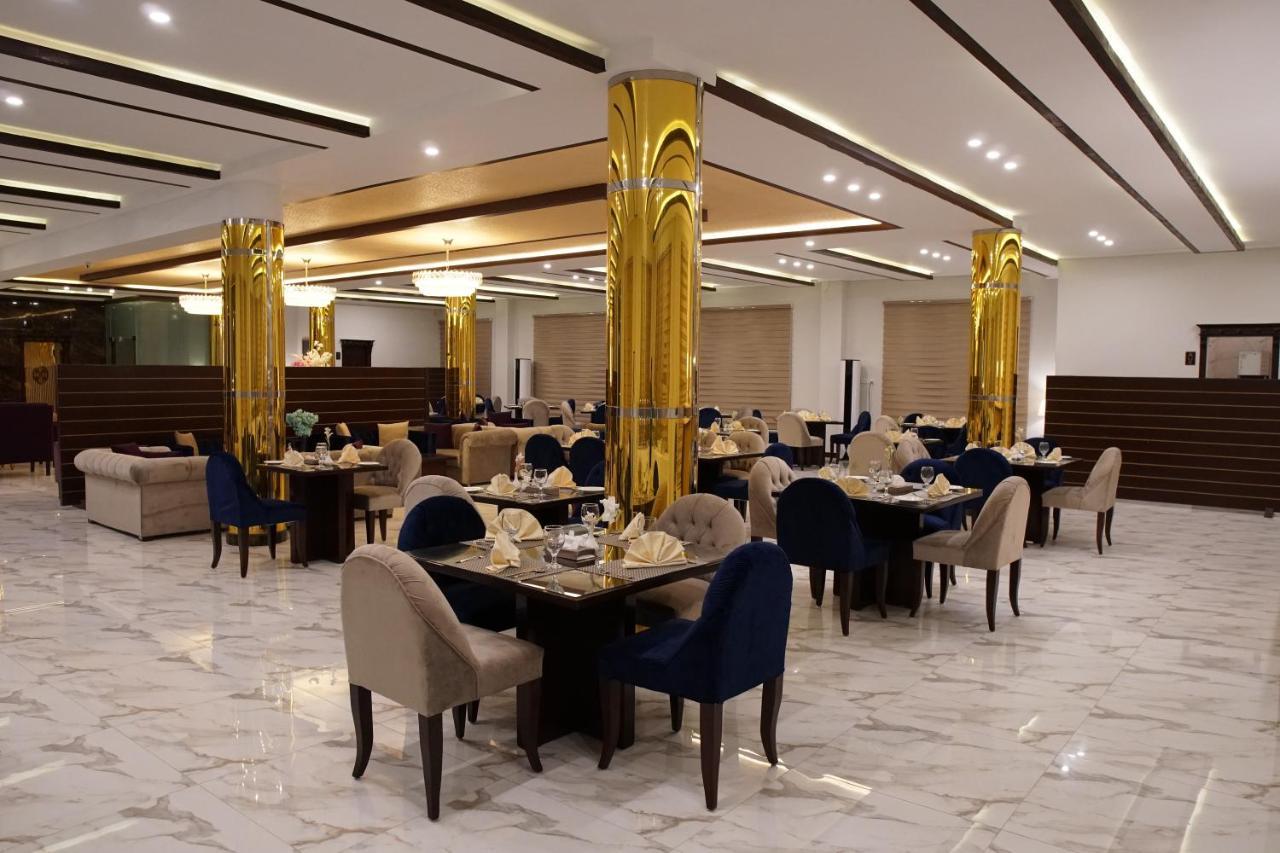 Swat Palace Hotel By Northin Mam Derai ภายนอก รูปภาพ